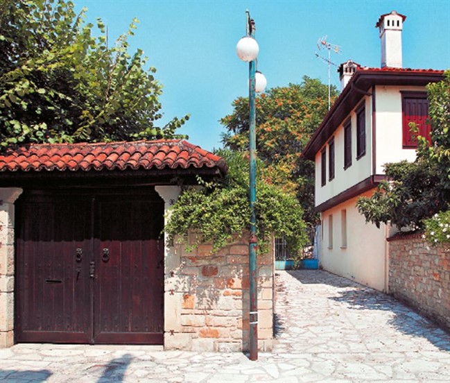 Trikala Katwgi 6