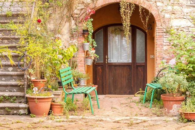 Shutterstock 207462109Montefollonico