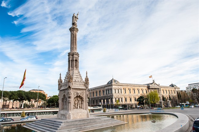 Plaza De Colon Shutterstock 183322562
