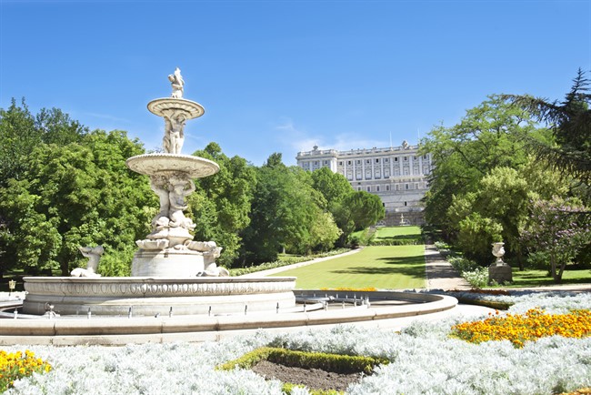 Campo Del Moro Shutterstock 114885625
