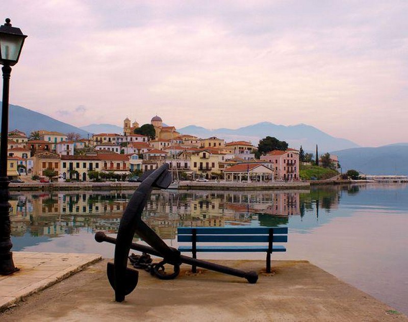 http://www.arttravel.gr/media/6425065/galaxidi-5.jpg