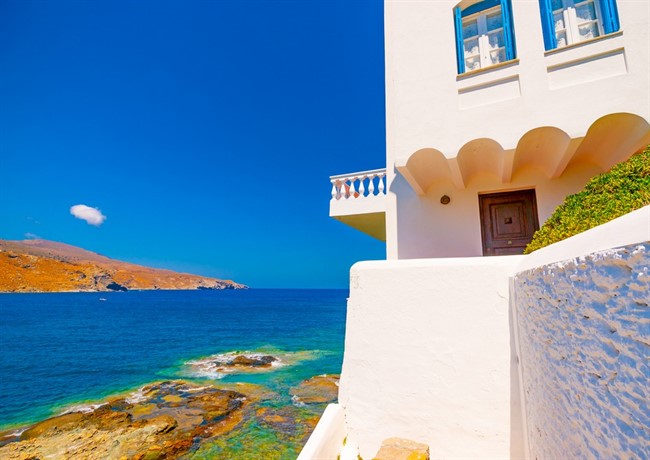 Andros Shutterstock 217794844