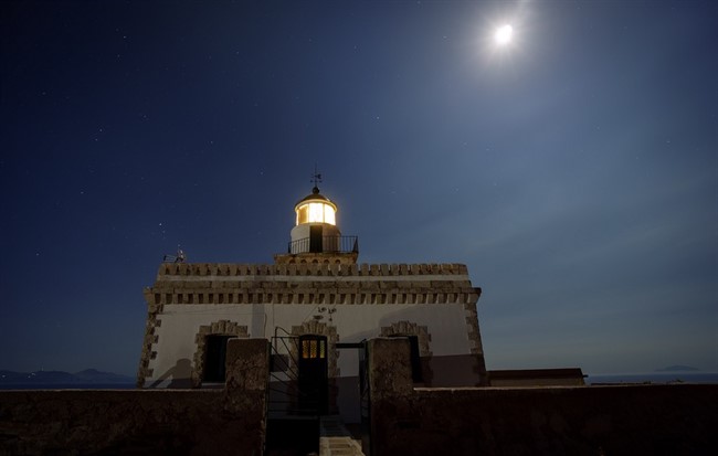Faros Serifos Shutterstock 278508704