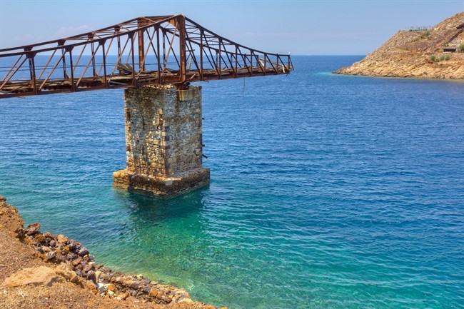 Megalo Livadi Shutterstock 84443392