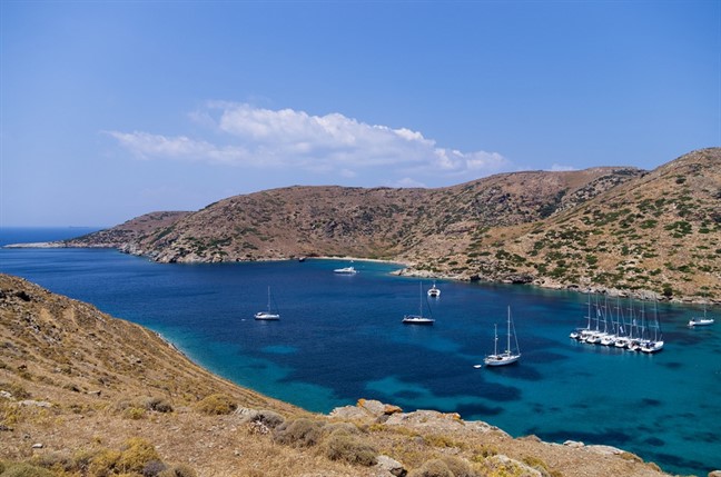 Kythnos Kolona Shutterstock 258569390